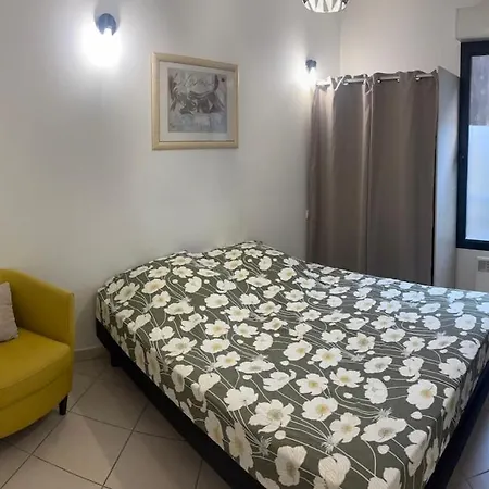 Superbe T3 Avec Grande Terrasses Lägenhet